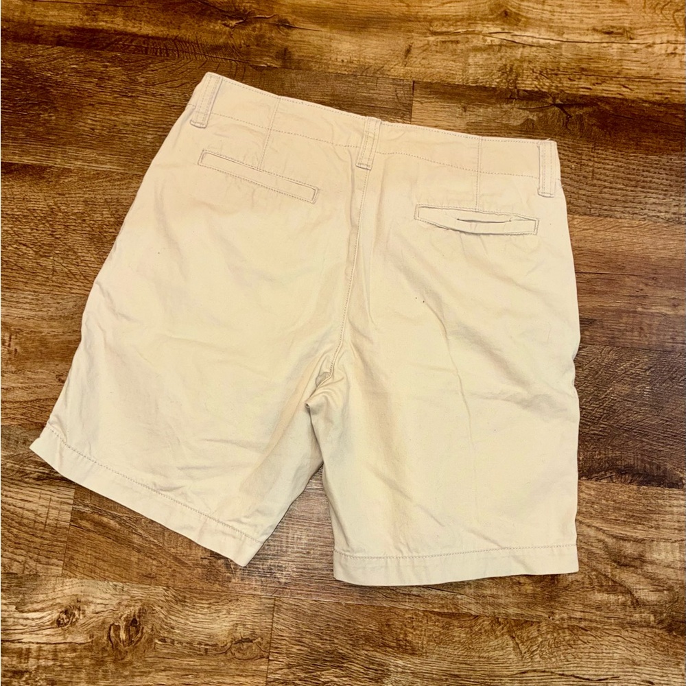 5 pairs of Old Navy & J.Crew shorts size 33 - Picture 5 of 12